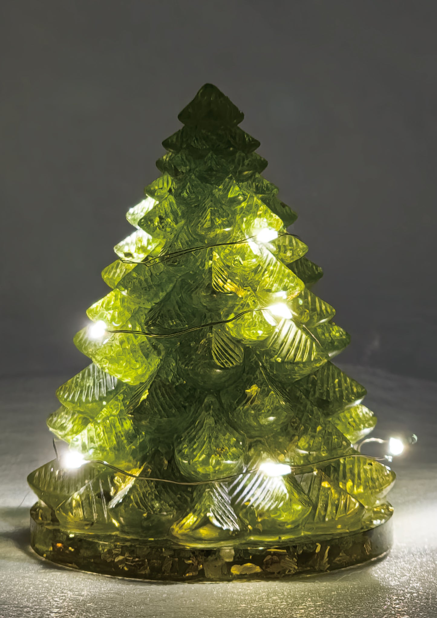 Olivine Christmas Crystal Tree @ First Love Series